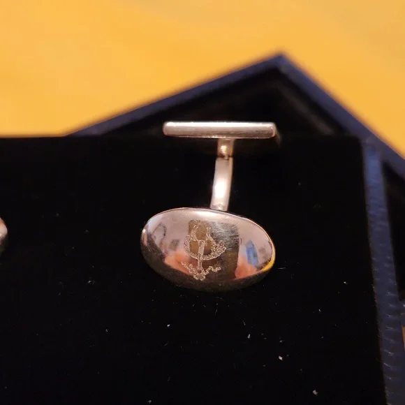 Brooks Brothers square cufflinks - Picture 3 of 5